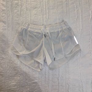 White Lululemon Shorts🤍✨